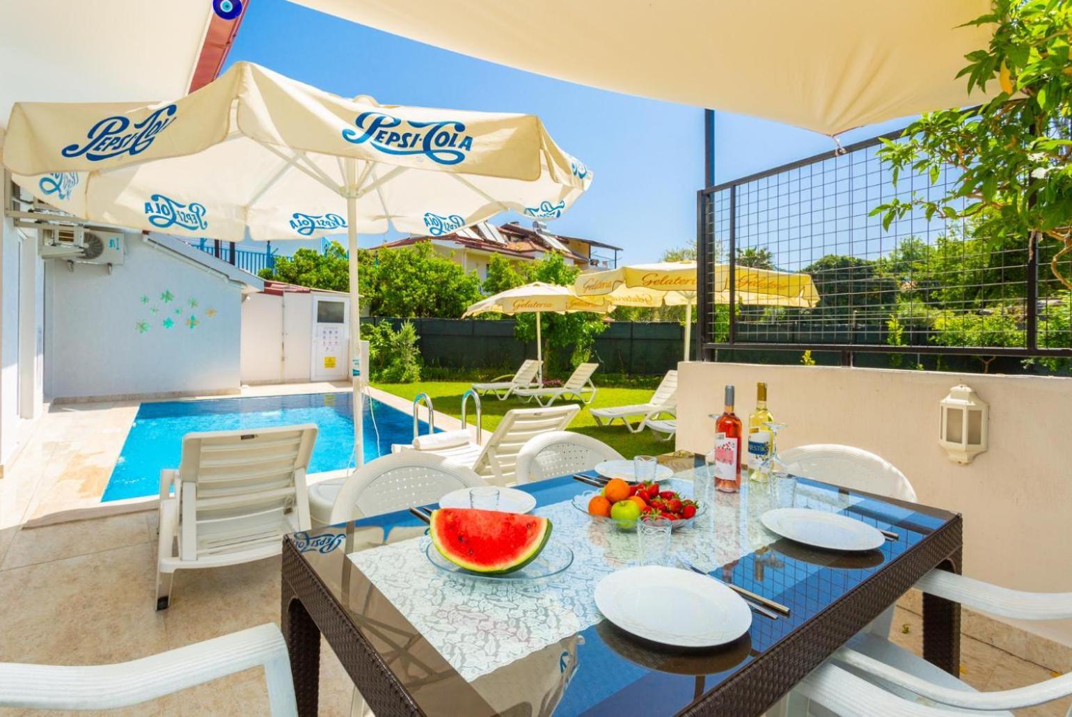 Villa Zonkdemir Далян Екстериор снимка