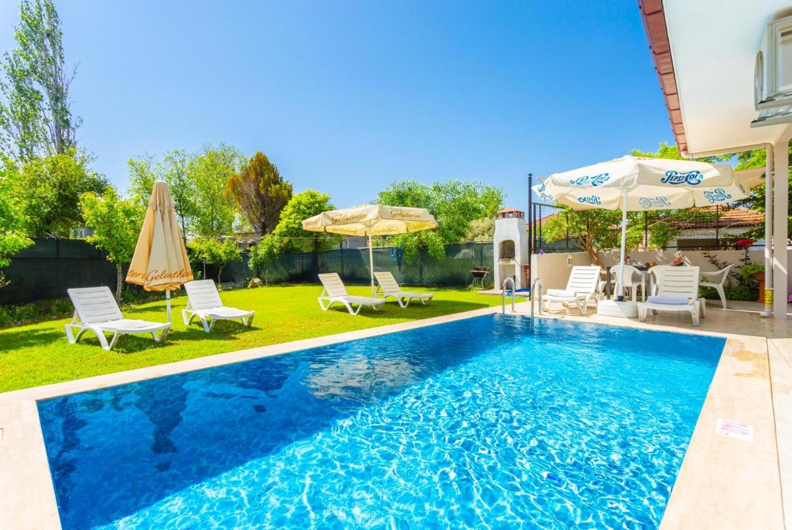 Villa Zonkdemir Далян Екстериор снимка